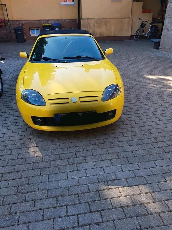 Gebraucht MG TF 135 PS (99 kW) 2003 Gelb Cabrio