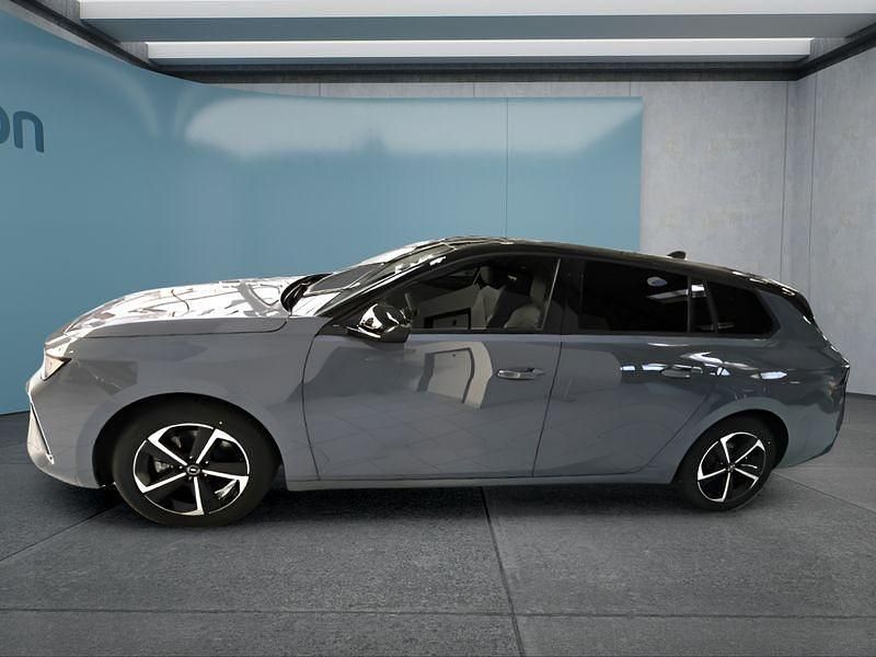 Neu Opel Astra 131 PS (96 kW) 2025 Grau Kombi