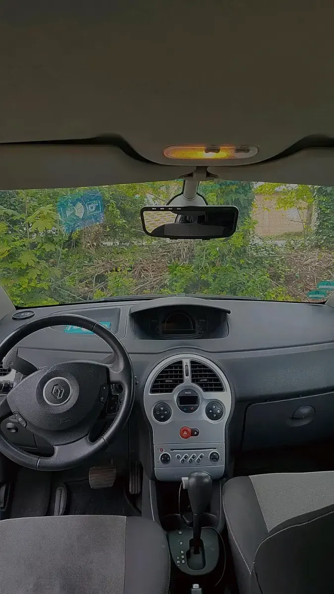 Używany Renault Modus 110 KM (80 kW) 2006 Czarny Minivan