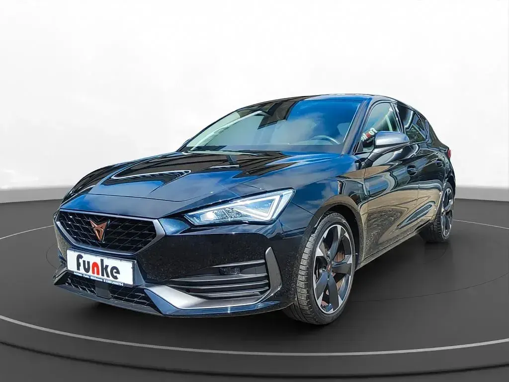 Second-hand Cupra Leon 150 CP (110 kW) 2024 Negru Berlinǎ
