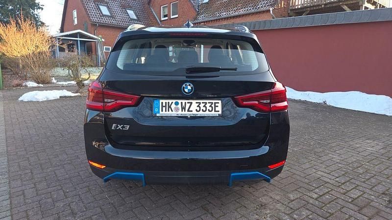 Gebraucht BMW iX3 210 kW (286 PS) 2021 Schwarz SUV