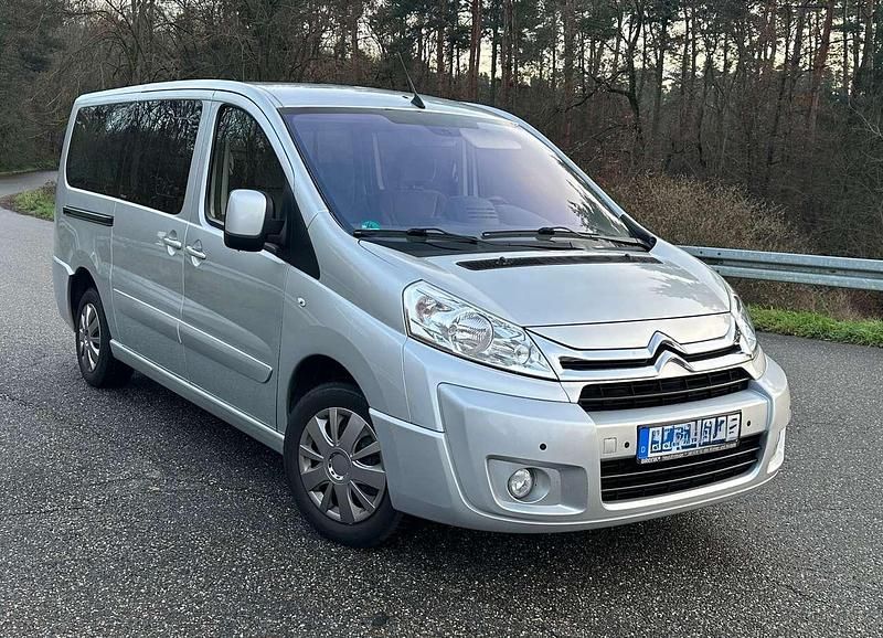 Silber Gebraucht 2015 Citroën Jumpy SELECTION Kombi | 15.900 € (Fairer Preis) - Bild 1/4