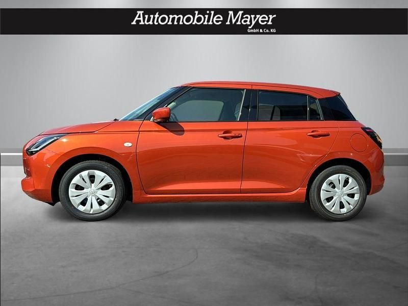Neu Suzuki Swift Club 83 PS (61 kW) 2025 Orange Kleinwagen