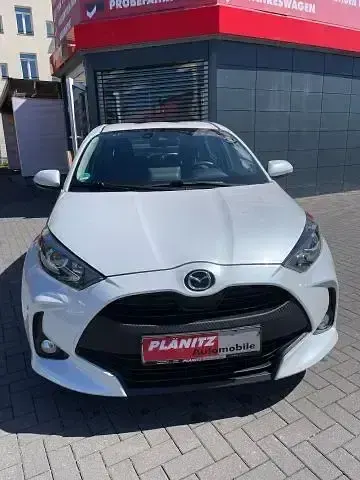 Gebraucht Mazda 2 92 PS (67 kW) 2023 Weiß Kleinwagen