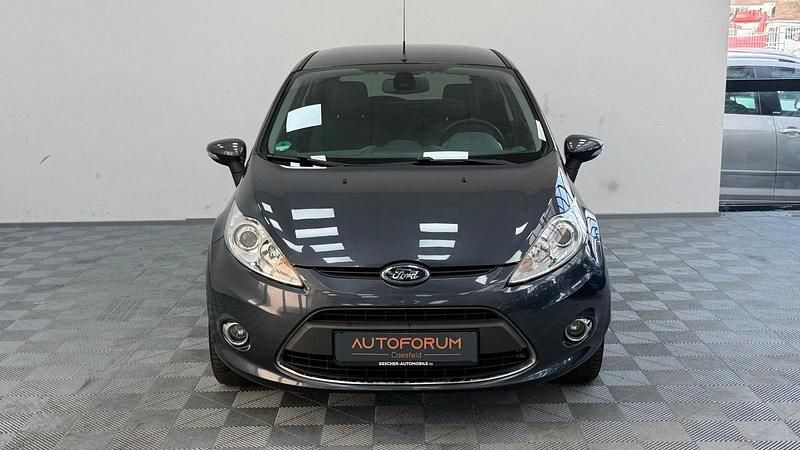 Gebraucht Ford Fiesta Titanium 97 PS (71 kW) 2009 Grau Kleinwagen