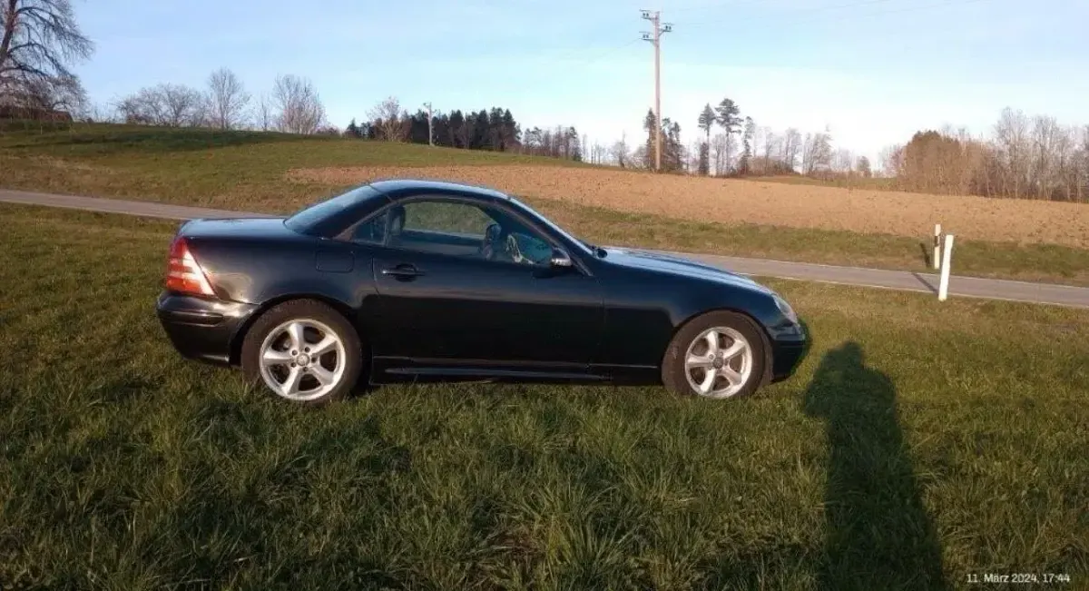 Gebraucht Mercedes SLK320 230 PS (169 kW) 2001 Schwarz Cabrio