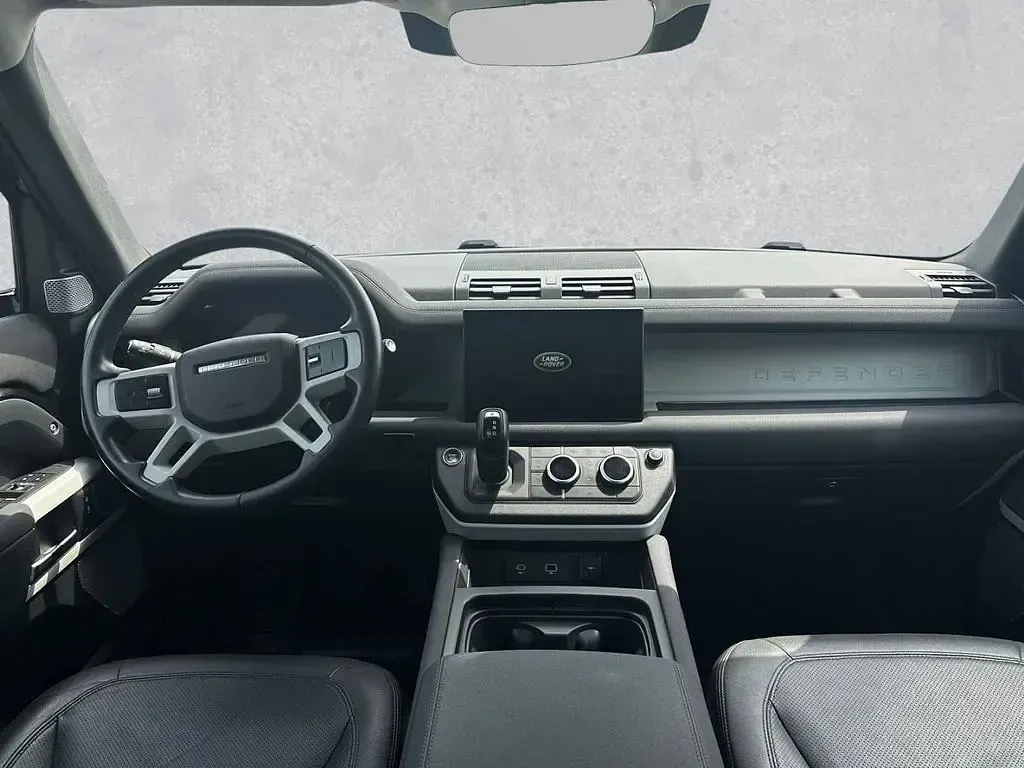 Gebraucht Land Rover Defender SE 400 PS (294 kW) 2023 Schwarz SUV