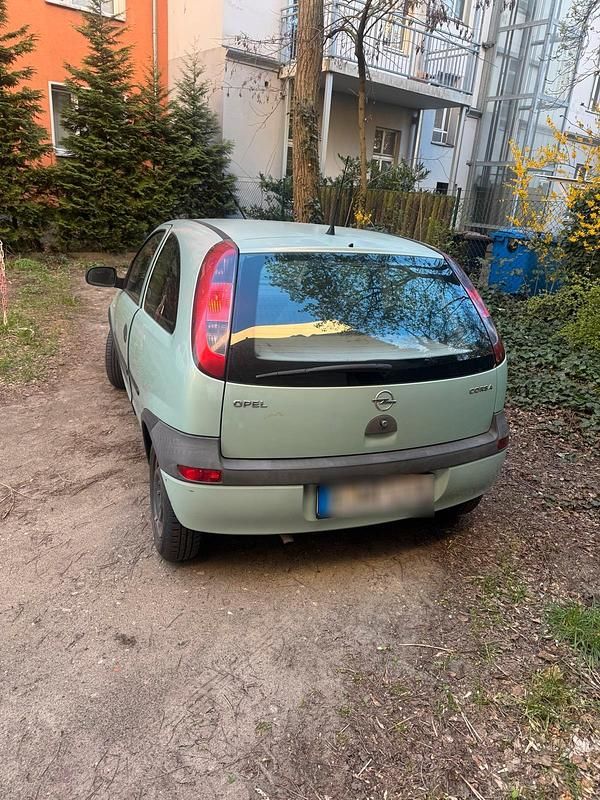 Gebraucht Opel Corsa 60 PS (44 kW) 2001 Silber Kleinwagen