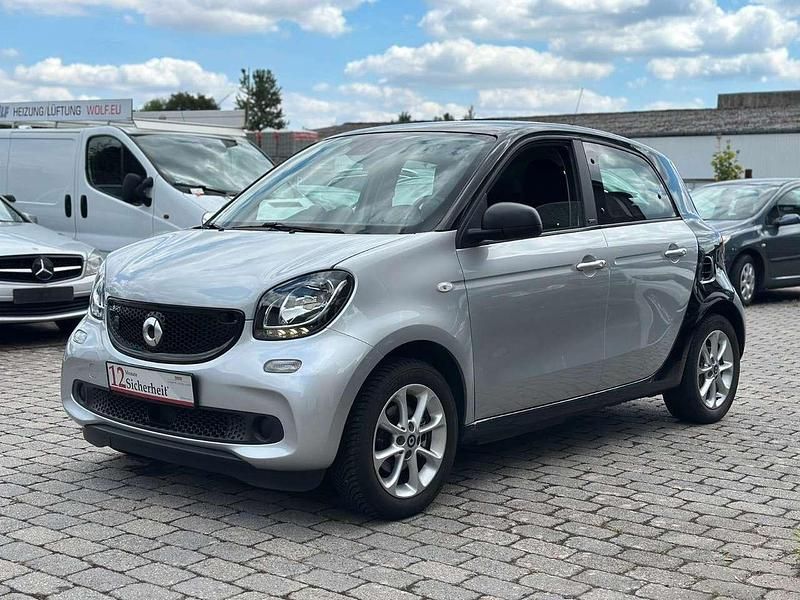 Schwarz Gebraucht 2018 Smart ForFour Electric Drive Limousine | 7.750 € (Fairer Preis) - Bild 1/2