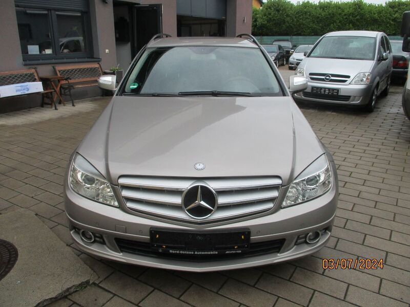 Braun Gebraucht 2008 Mercedes C180 Kombi | 3.799 € (Guter Preis) - Bild 1/4
