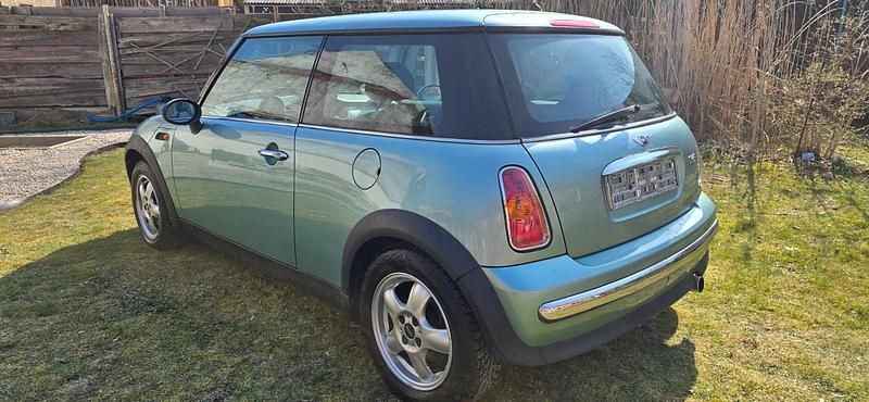 Gebraucht Mini ONE 90 PS (66 kW) 2001 Grün Kleinwagen