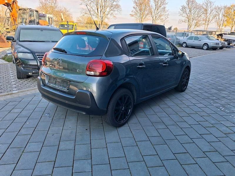 Gebraucht Citroën C3 Feel 75 PS (55 kW) 2017 Grau Limousine