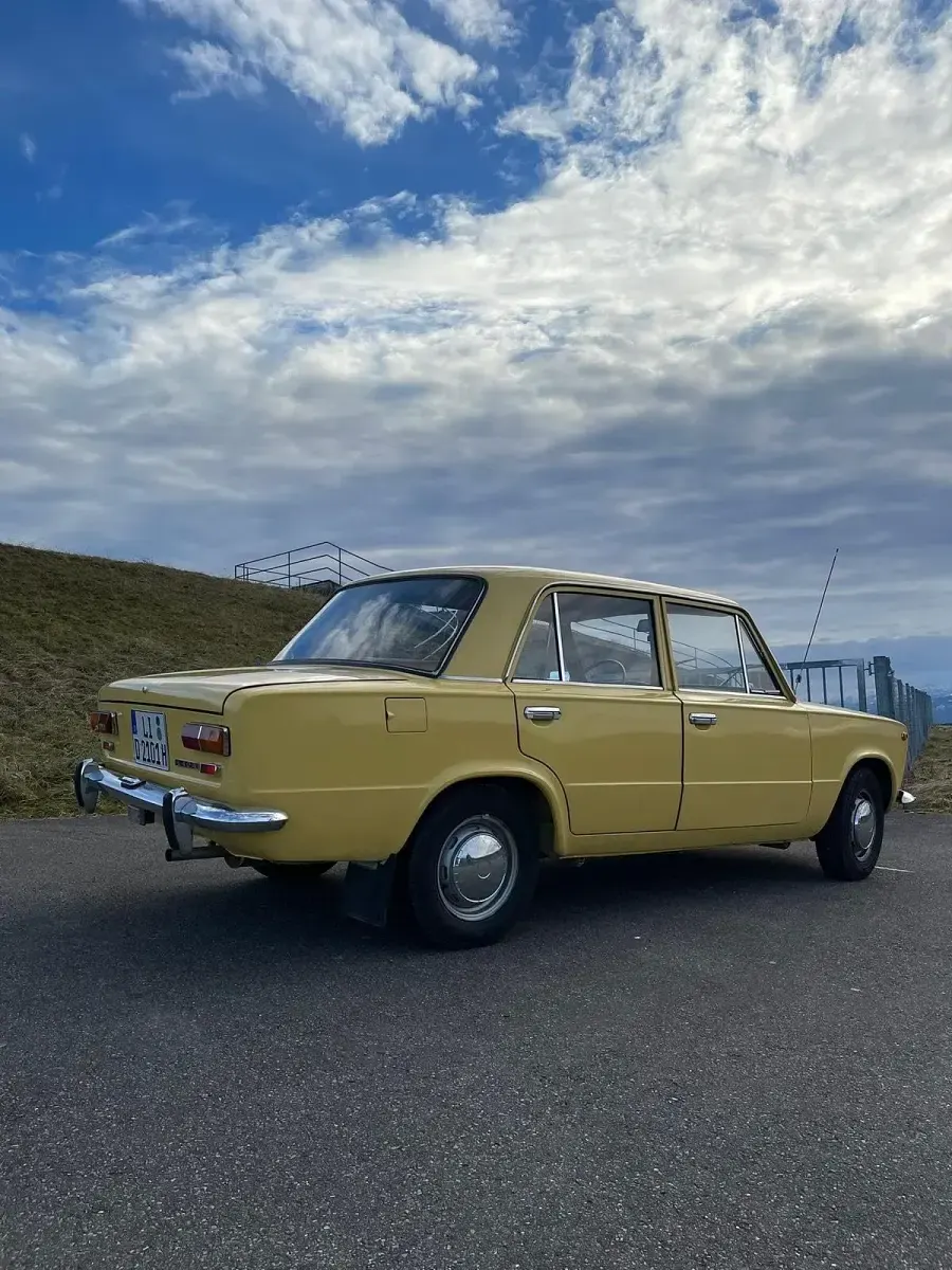 Gebraucht Lada 2101 63 PS (46 kW) 1980 Gelb Limousine
