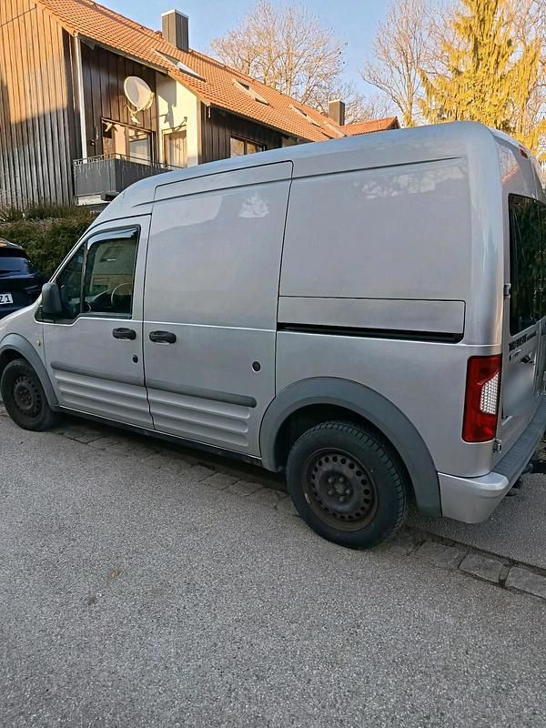Gebraucht Ford Transit Connect 90 PS (66 kW) 2010 Silber Van / Kleinbus