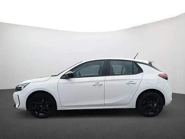 Gebraucht Opel Corsa Basis 101 PS (74 kW) 2024 Weiß Kleinwagen