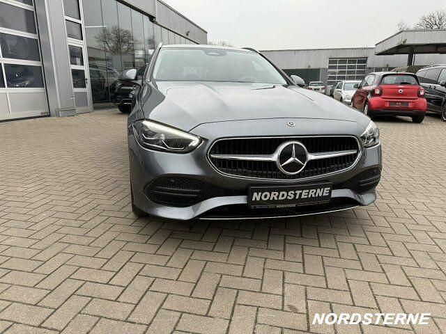 Gebraucht Mercedes C180 Avantgarde 170 PS (125 kW) 2023 Lack selenitgrau Kombi