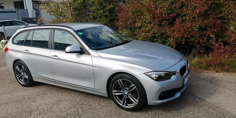 Gebraucht BMW 320 190 PS (139 kW) 2015 Silber Kombi