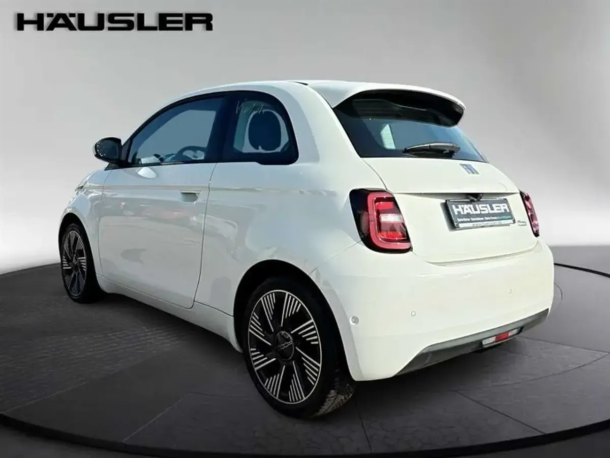Gebraucht Fiat 500e 86 kW (118 PS) 2023 Weiß Kleinwagen