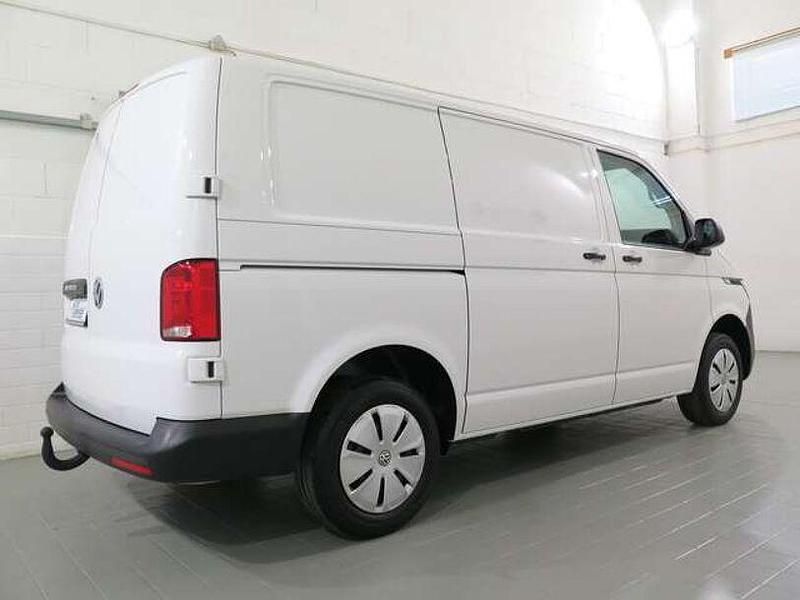 Gebraucht VW T6.1 110 PS (80 kW) 2023 Candyweiß Van