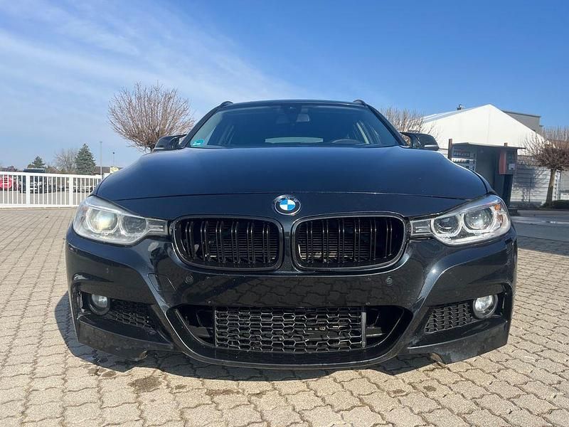 Gebraucht BMW 318 M Sport 143 PS (105 kW) 2014 Schwarz Kombi