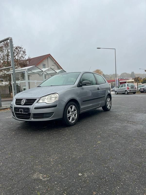 Grau Gebraucht 2006 VW Polo Goal Kleinwagen | 3.790 € (Fairer Preis) - Bild 1/4