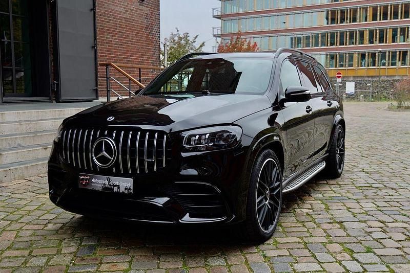 Obsidianschwarz lack Gebraucht 2023 Mercedes GLS63 AMG AMG SUV | 122.900 € (Teuer) - Bild 1/4