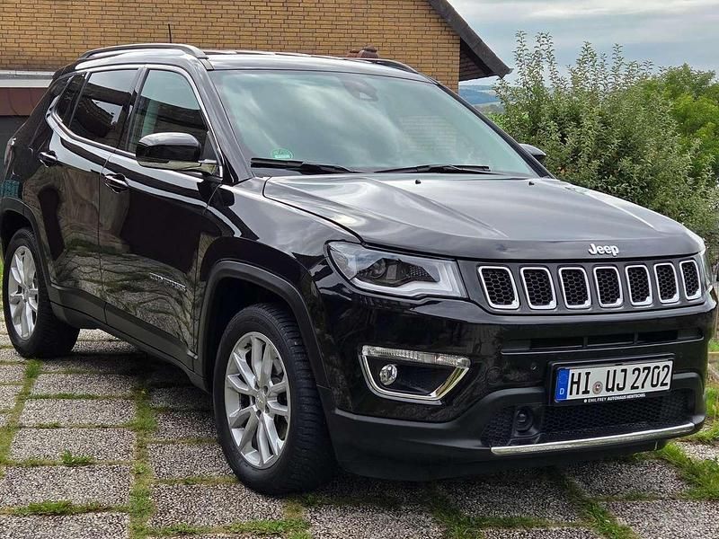 Schwarz Gebraucht 2021 Jeep Compass Limited SUV | 21.000 € (Guter Preis) - Bild 1/4