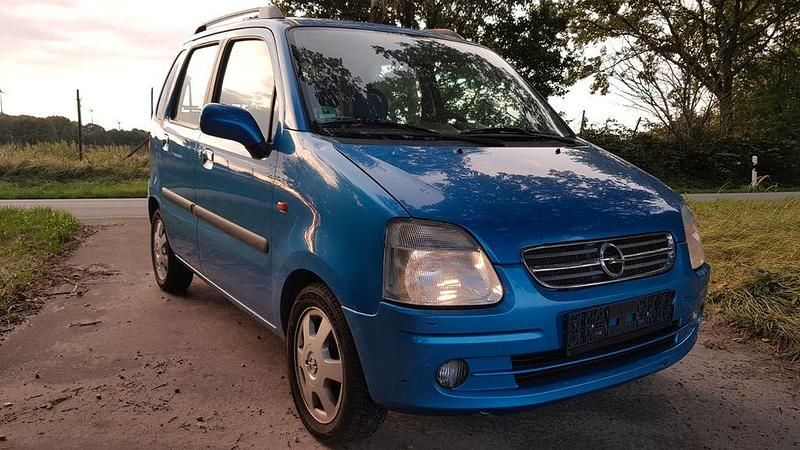 Blau Gebraucht 2002 Opel Agila Limousine | 1.990 € (Etwas zu teuer) - Bild 1/4
