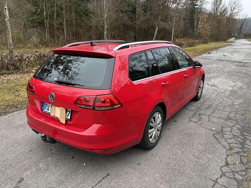 Gebraucht VW Golf VII Highline 150 PS (110 kW) 2015 Rot Kombi