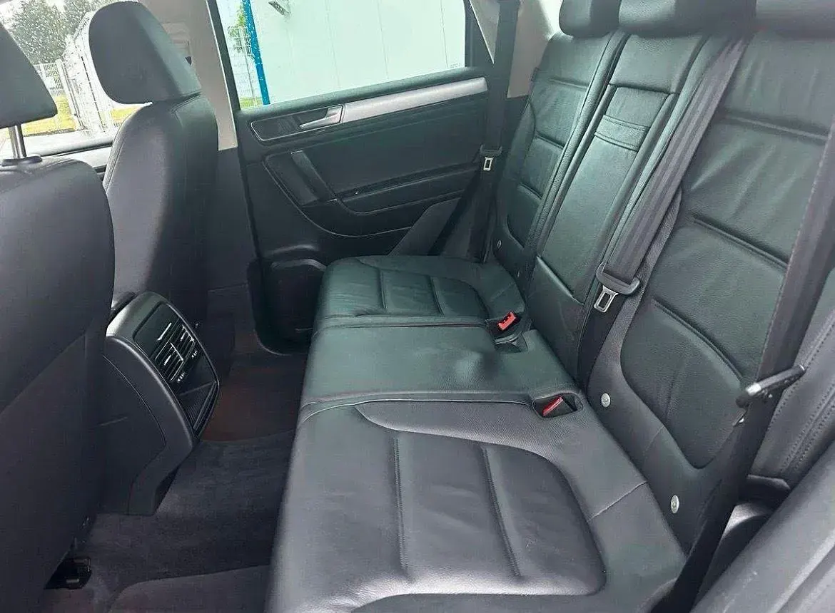 Gebraucht VW Touareg 262 PS (192 kW) 2015 Blau SUV