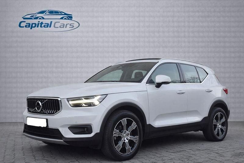 Weiß Gebraucht 2020 Volvo XC40 Inscription SUV | 23.900 € (Guter Preis) - Bild 1/4