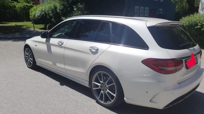 Weiß Gebraucht 2017 Mercedes C43 AMG AMG Kombi | 28.900 € - Bild 1/4