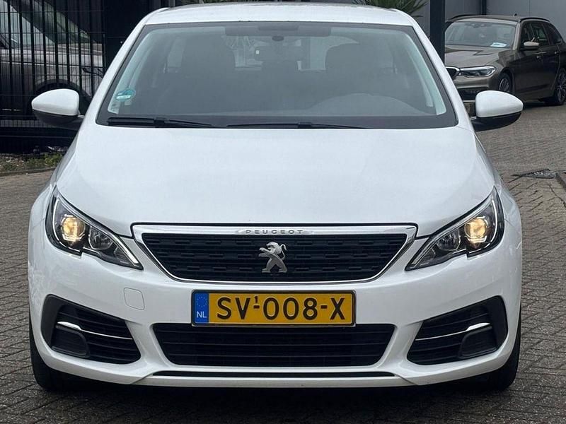 Gebraucht Peugeot 308 SW 120 PS (88 kW) 2018 Weiß Kombi