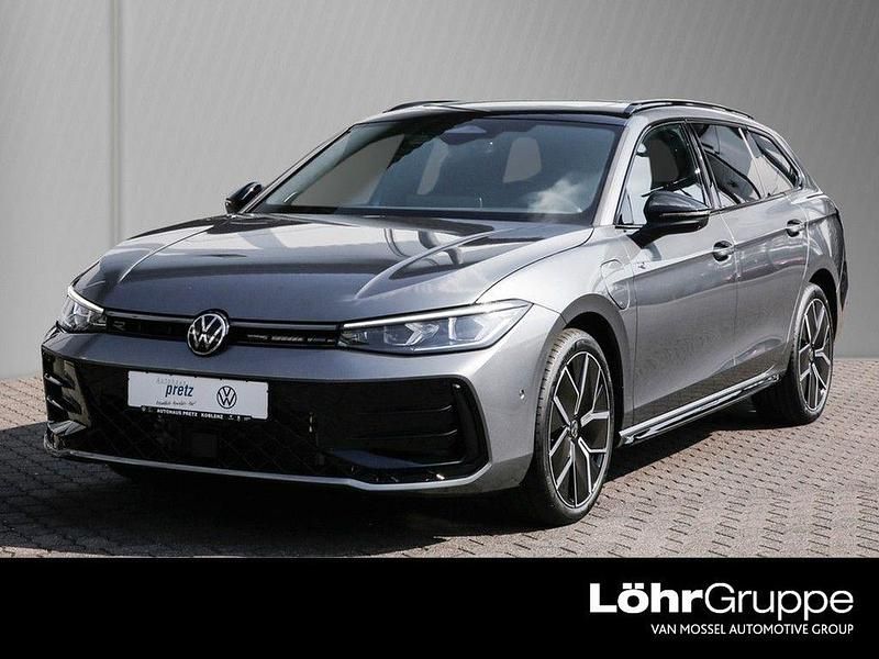 Grau Gebraucht 2025 VW Passat R-line Kombi | 49.980 € (Fairer Preis) - Bild 1/4