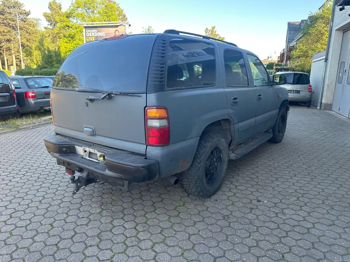 Gebraucht Chevrolet Tahoe LT 273 PS (200 kW) 2002 Grau SUV
