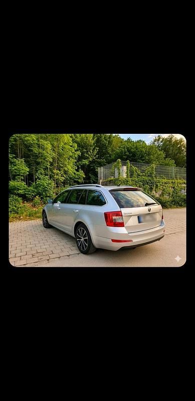 Gebraucht Skoda Octavia 179 PS (131 kW) 2013 Silber Kombi