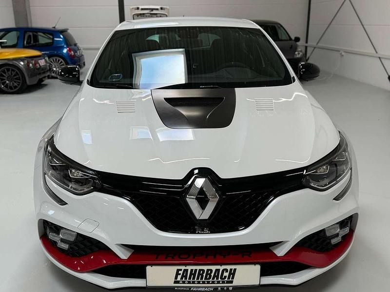 Perlmuttweiß Gebraucht 2021 Renault Mégane IV Trophy Limousine | 61.990 € - Bild 1/4