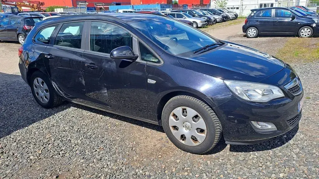 Gebraucht Opel Astra Selection 110 PS (80 kW) 2010 Schwarz Kombi