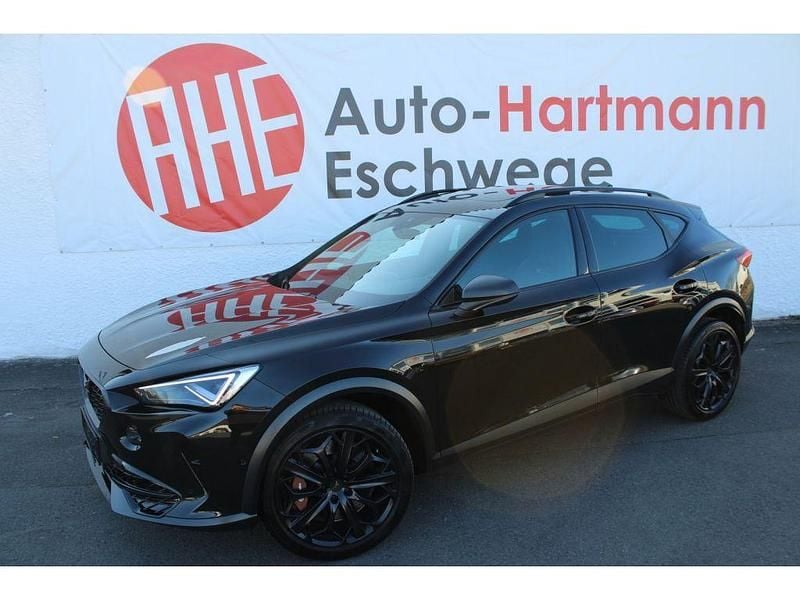 Mitternachtsschwarz (metallic) Gebraucht 2023 Cupra Formentor SUV | 35.939 € (Etwas zu teuer) - Bild 1/4