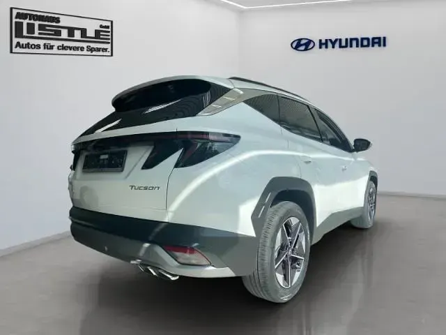 Neu Hyundai Tucson Trend 160 PS (117 kW) 2026 Weiß SUV
