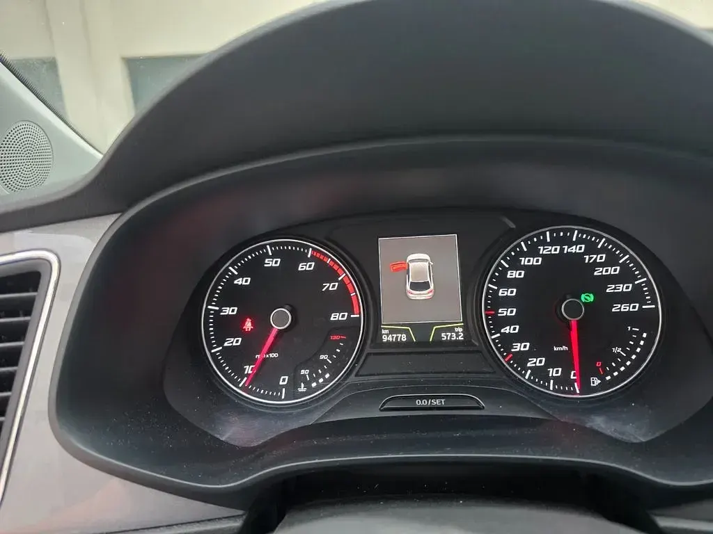 Gebraucht Seat Leon FR 179 PS (131 kW) 2016 Schwarz Coupé