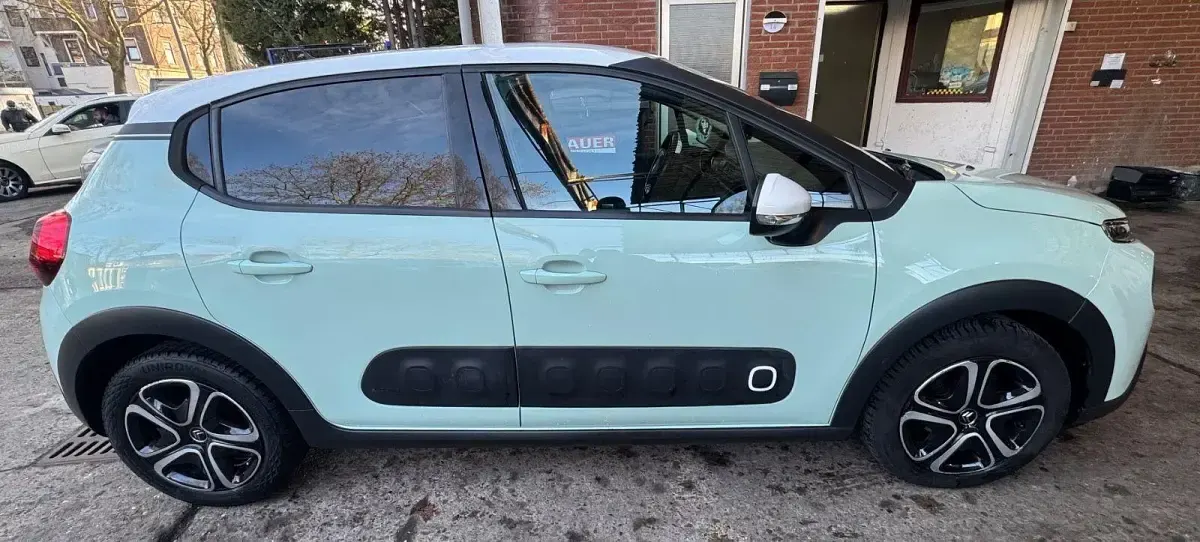 Gebraucht Citroën C3 Shine 110 PS (80 kW) 2018 Grün Kleinwagen