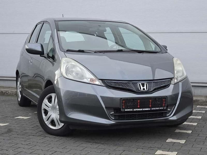 Grau Gebraucht 2012 Honda Jazz Trend Kleinwagen | 3.900 € (Guter Preis) - Bild 1/4