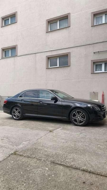 Gebraucht Mercedes E200 Avantgarde 184 PS (135 kW) 2013 Schwarz Limousine