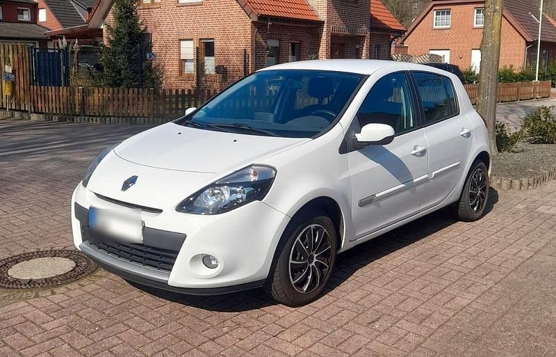 Gebraucht Renault Clio IV Expression 75 PS (55 kW) 2012 Weiß Kleinwagen