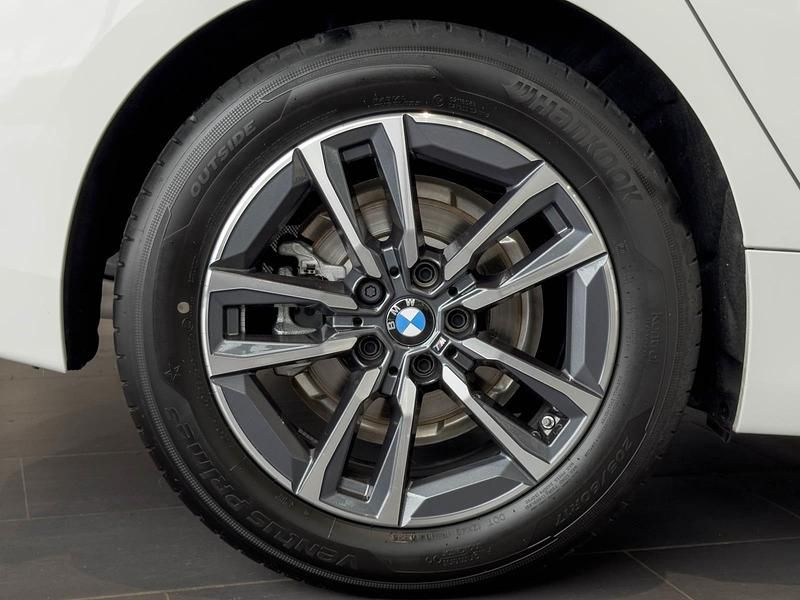 Gebraucht BMW 218 Active Tourer M Sport 136 PS (100 kW) 2025 Weiss Van / Kleinbus