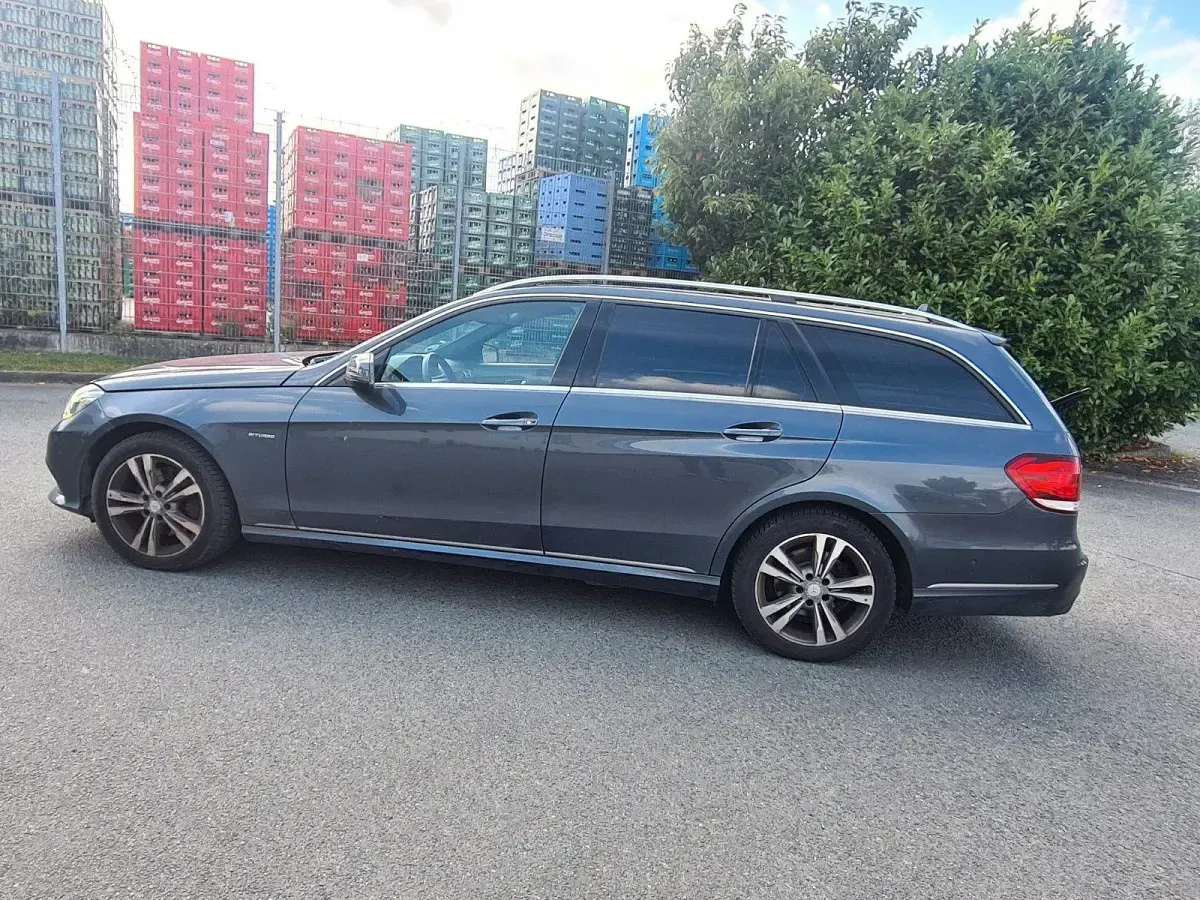 Second-hand Mercedes E250 204 CP (150 kW) 2013 Gri Break