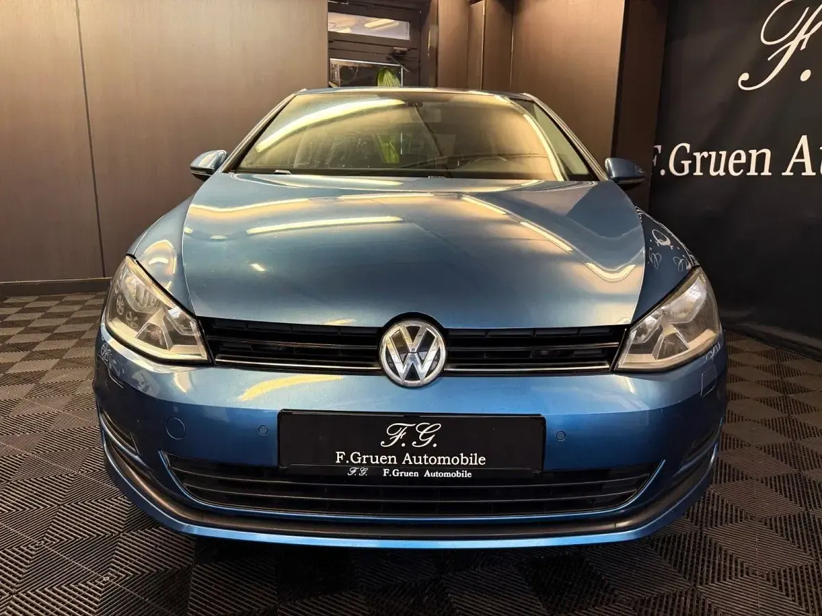 Gebraucht VW Golf VII Comfortline 150 PS (110 kW) 2014 Blau Limousine