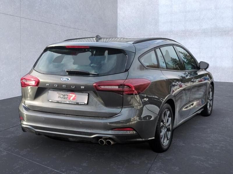 Gebraucht Ford Focus ST-Line 155 PS (114 kW) 2024 Magneticgrau (metallic) Kombi