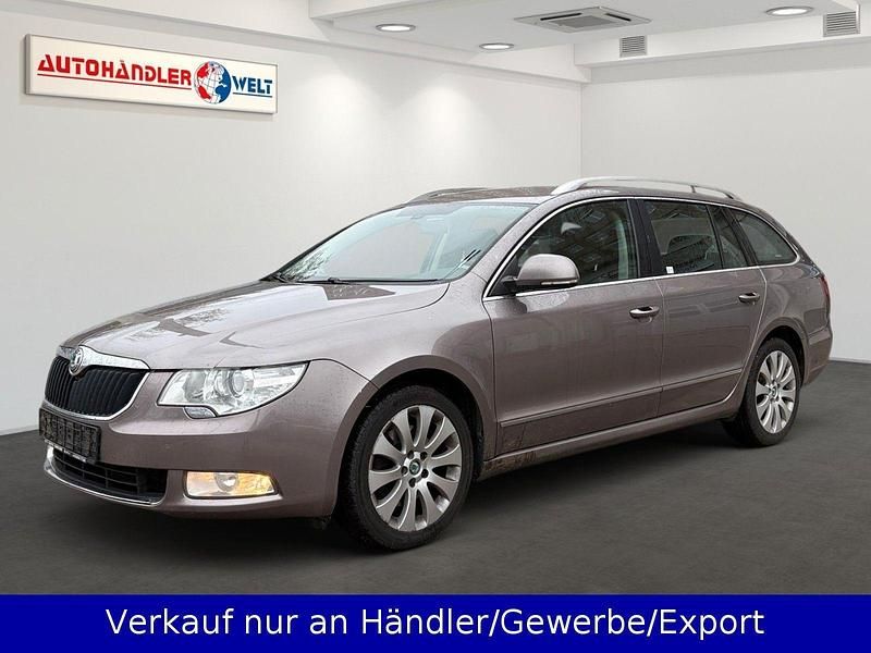 Beige Gebraucht 2011 Skoda Superb Elegance Kombi | 3.999 € (Guter Preis) - Bild 1/3